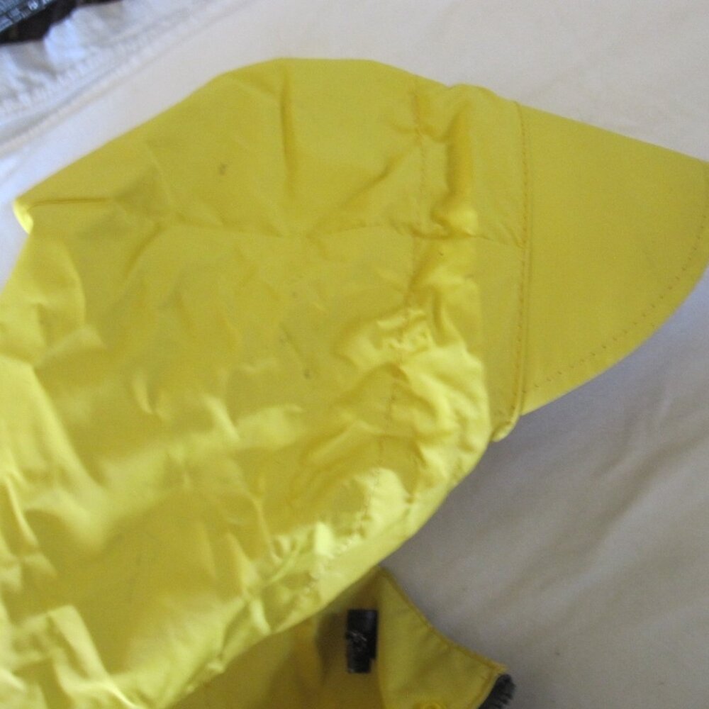 vintage L.L. Bean Yellow 100% PVC Raincoat, Style: 2463, Men's size Large - Picture 8 of 8